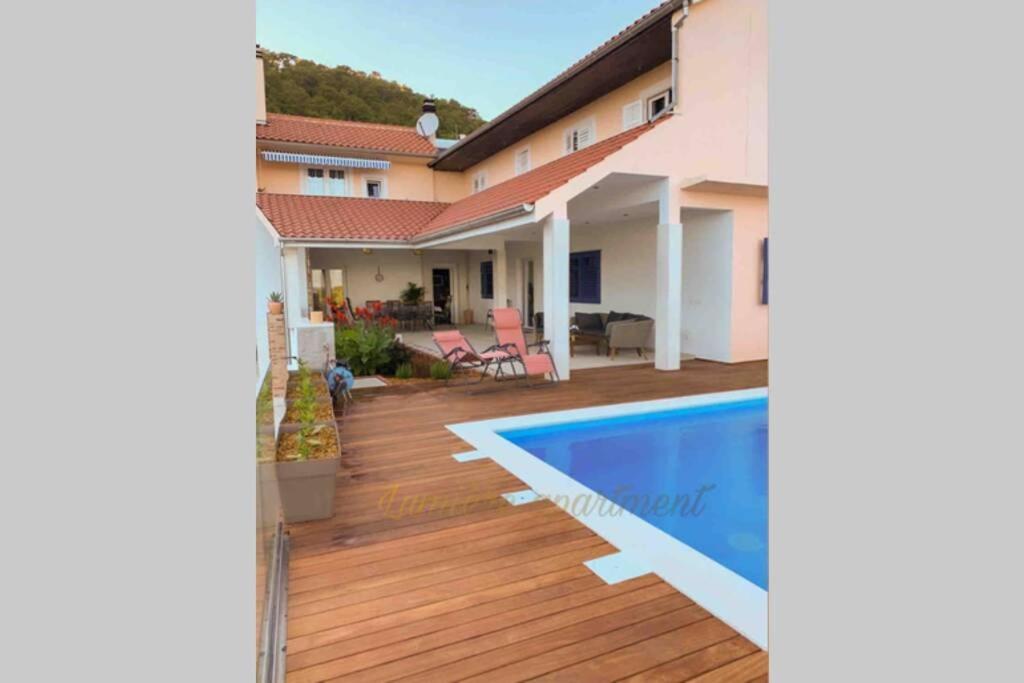 Seaview Pool Apartment-Lumiere, Island Hvar-Gdinj エクステリア 写真