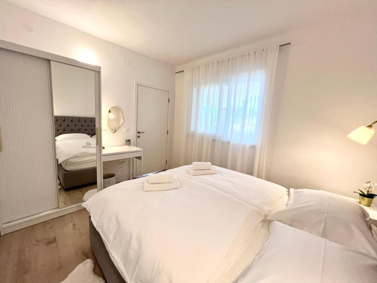 Seaview Pool Apartment-Lumiere, Island Hvar-Gdinj エクステリア 写真