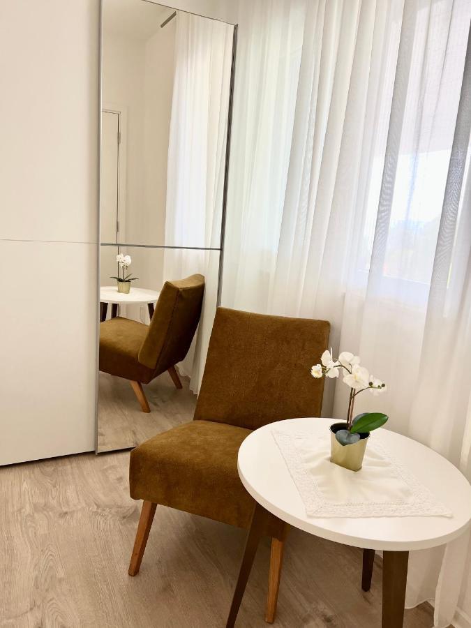 Seaview Pool Apartment-Lumiere, Island Hvar-Gdinj エクステリア 写真